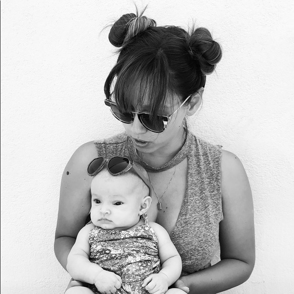 Meet your Posher, Tricia - Picture 1 of 1